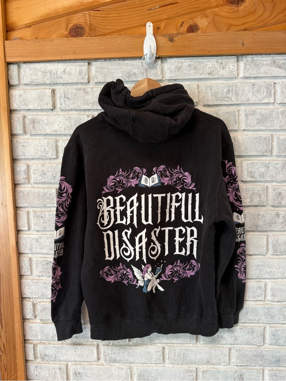 Mammut Black Hoodie with Pink Accent Graphic
